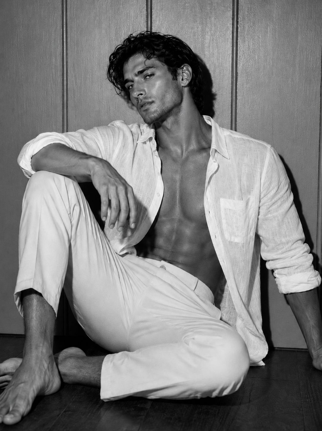 Black-and-white fashion model variation